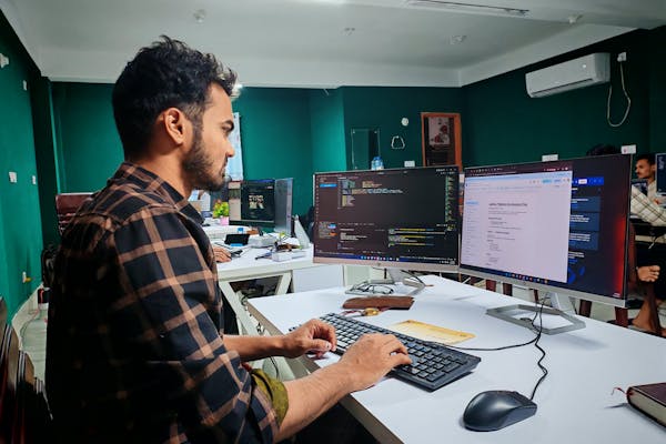 Gridiron IT | Why Cleared DevOps Engineers Are in High Demand