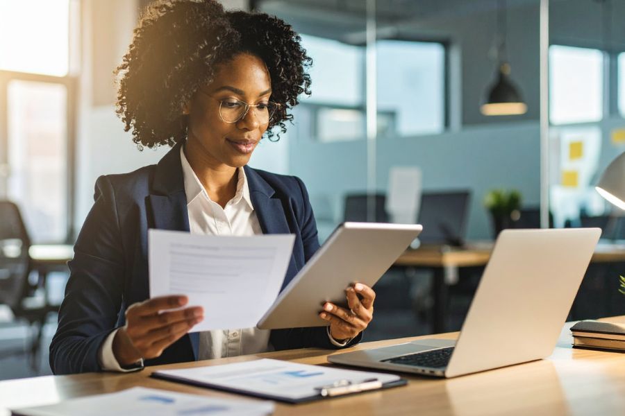 Gridiron IT | Federal IT Staffing Strategy: Contract vs. Full-Time Talent